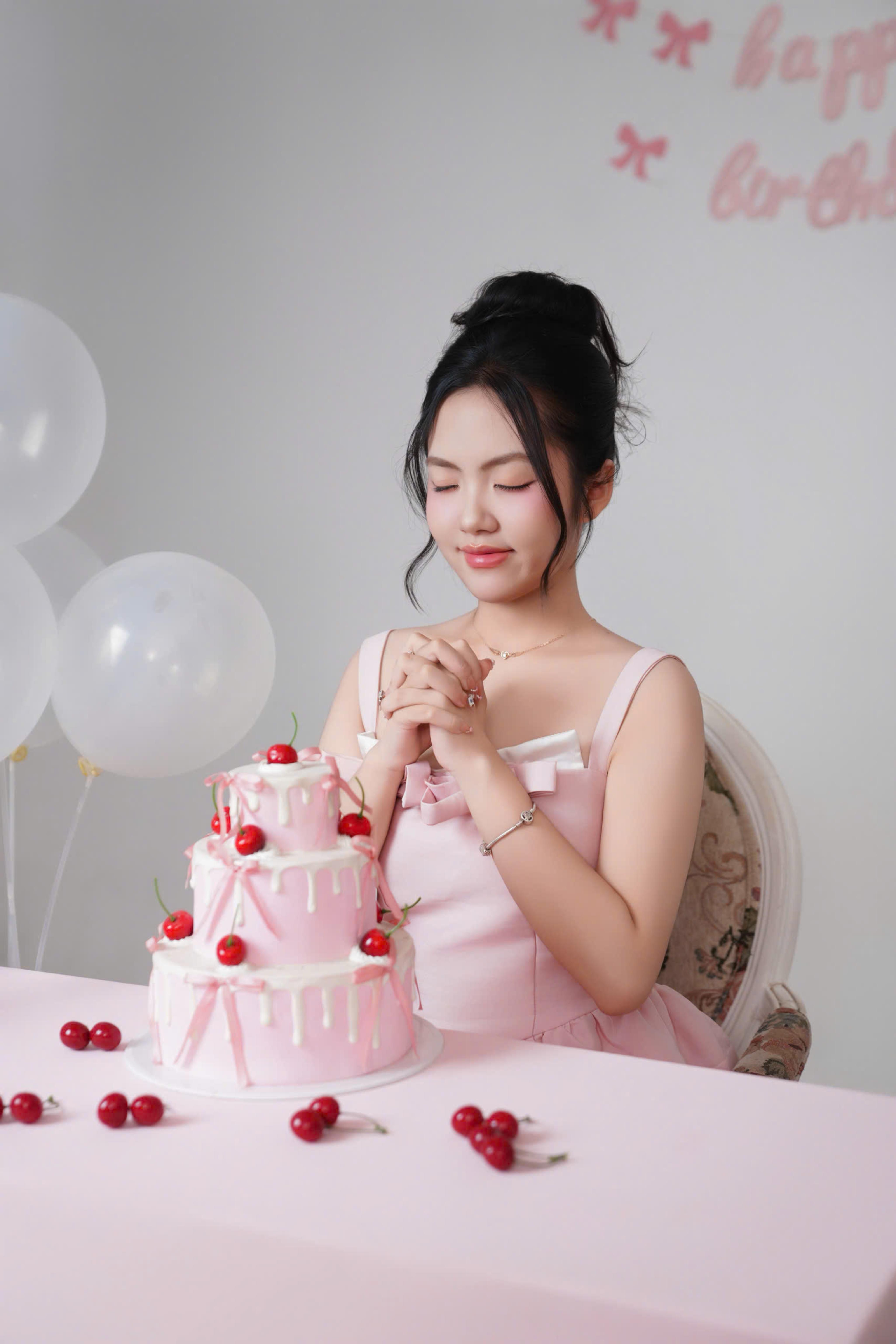 Ảnh kỷ niệm Loan Phương